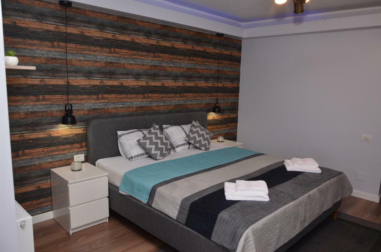 Aparthotel Danube Galaţi Esterno foto